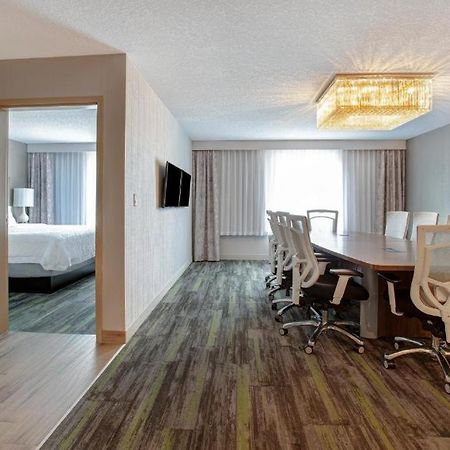 The Landing Hotel & Conference Centre St. Paul Esterno foto